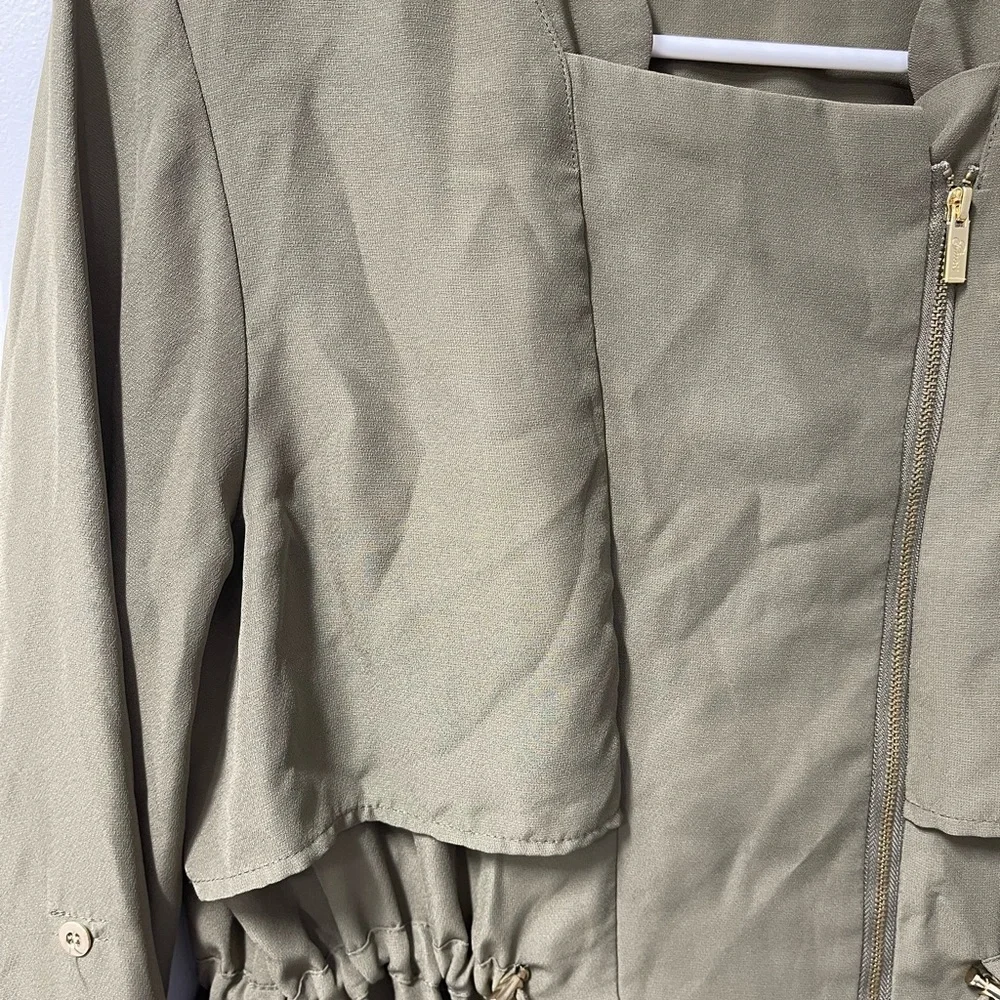 Jacket - Picture 2 of 3